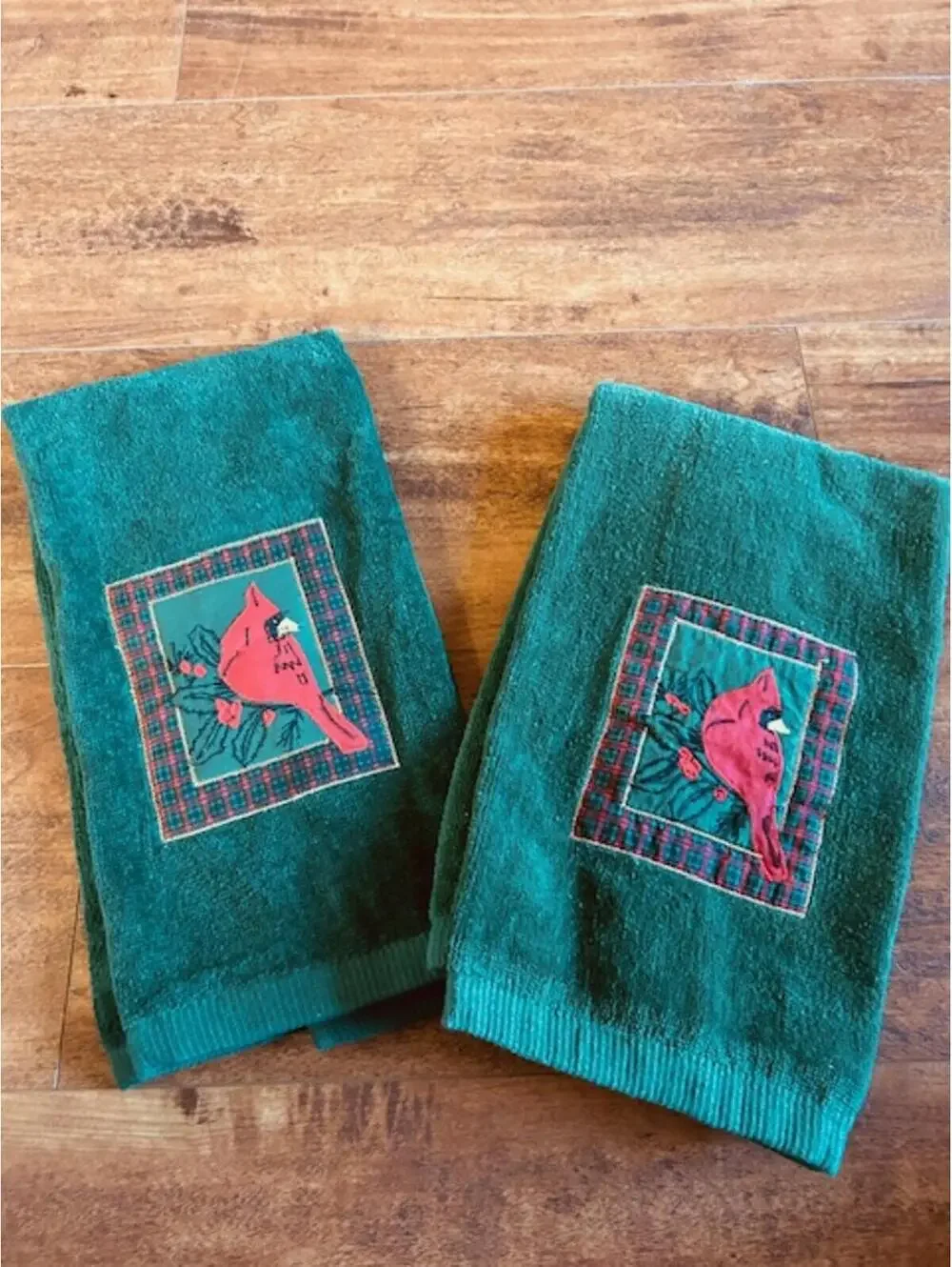 Set of Two Green Towels with Cardinal Bird Embroidery